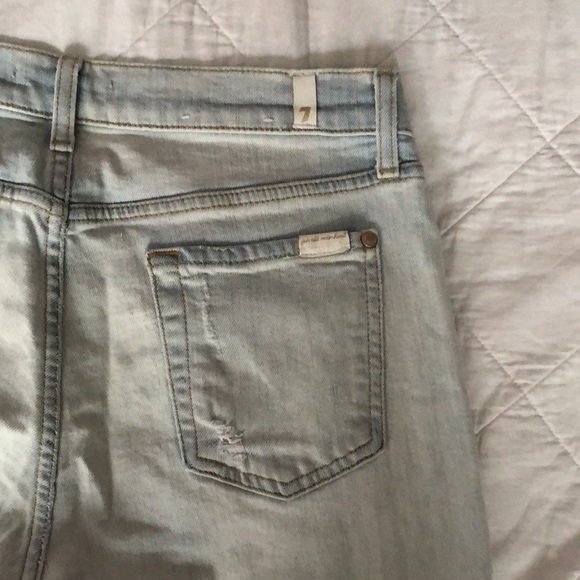 7 For all mankind light blue ripped mom jeans - Picture 6 of 8